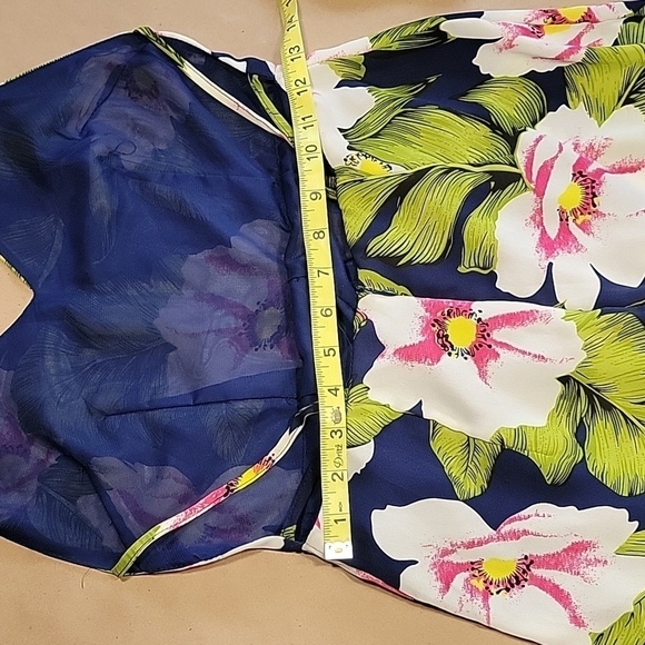 Into Size 8 Floral Halter Jumpsuit, Excellent Used Condition - Picture 14 of 16